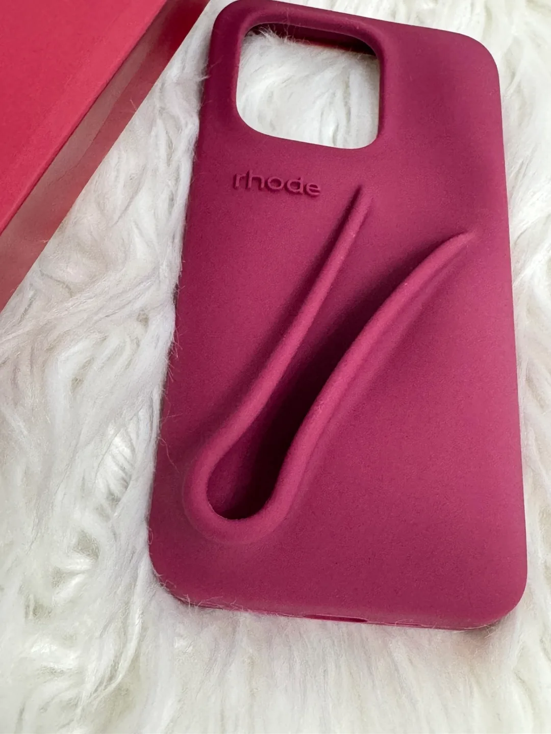 rhode Lip Case - Raspberry jelly for iPhone 14 Pro image indicator(4)