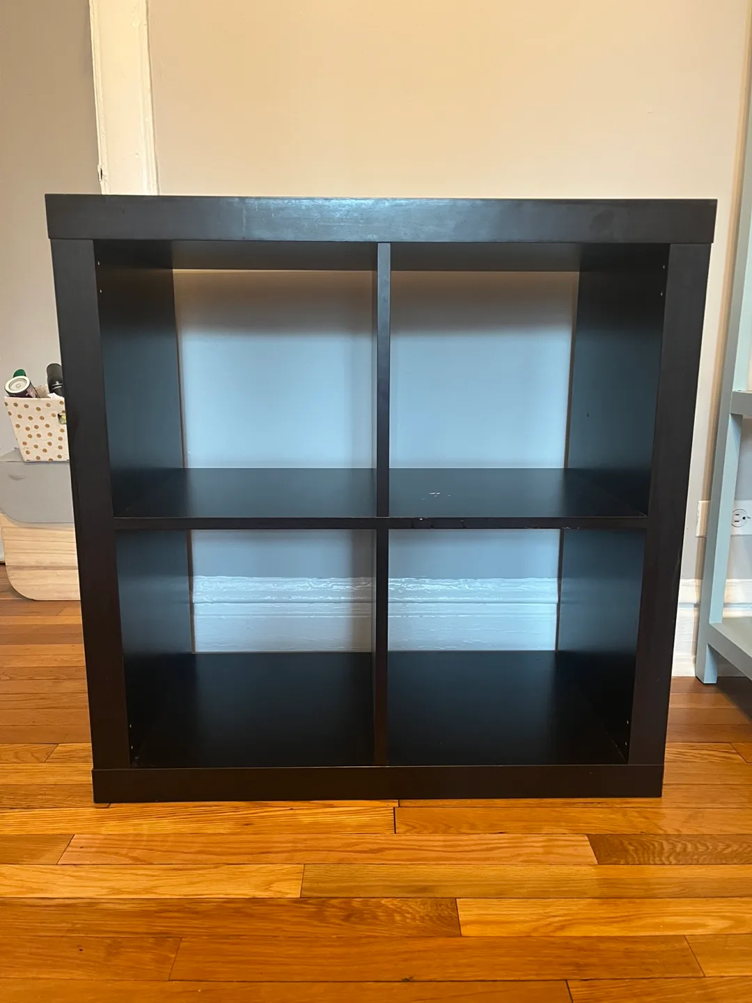Square Bookshelf thumbnail