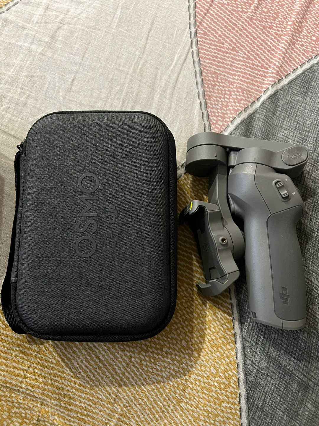 DJI Osmo Mobile 3 Combo image indicator(2)