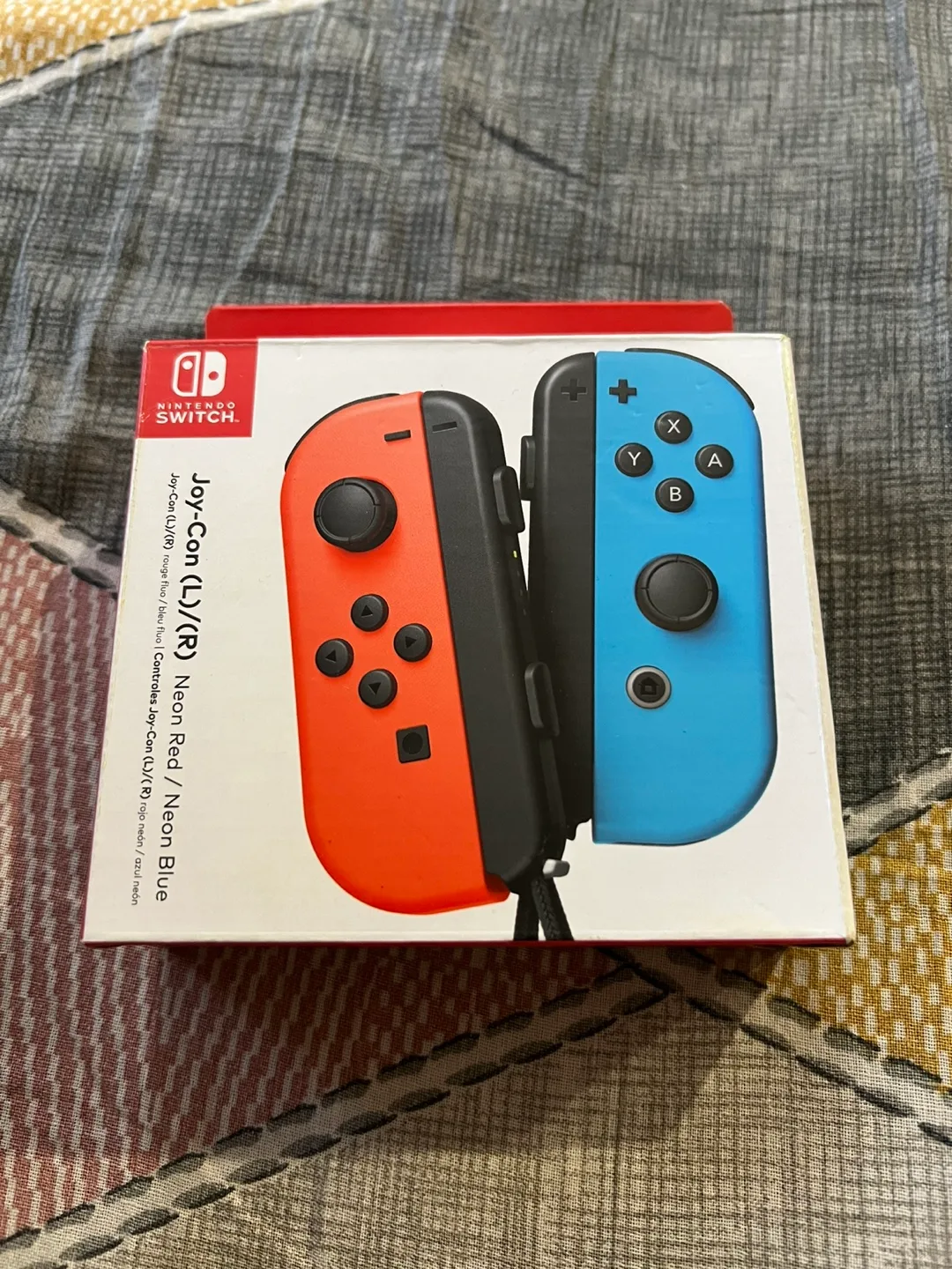 Nintendo Switch Joy-Con (L/R) Neon Red/Neon Blue thumbnail