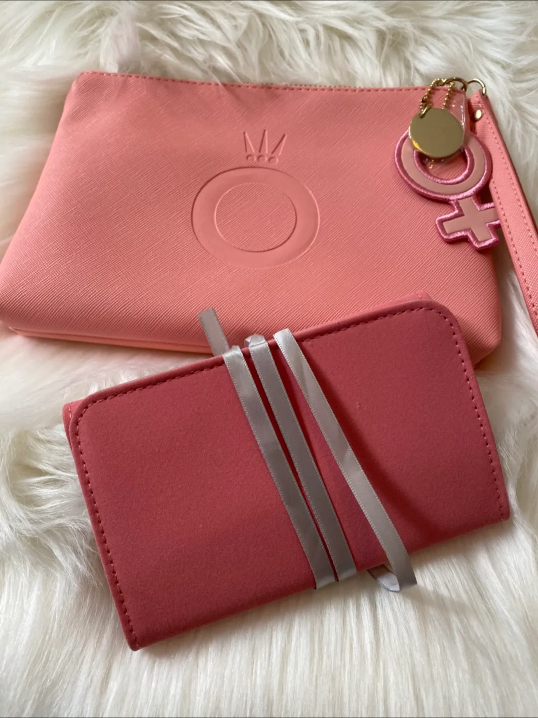 LIMITED edition Pandora Clutch & Wallet Set image indicator(2)