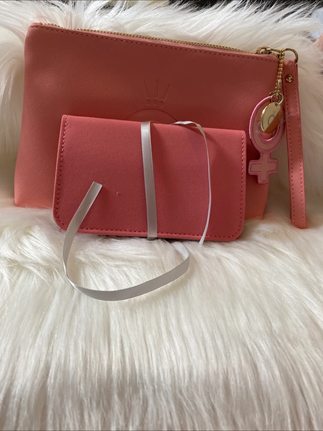 LIMITED edition Pandora Clutch & Wallet Set image indicator(4)