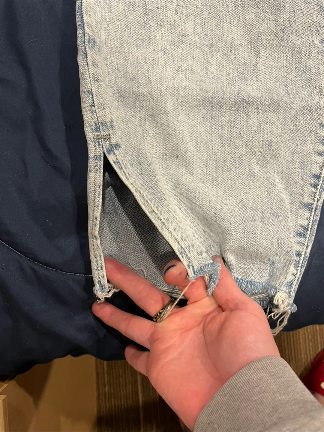 Size 20 Old Navy Straight Leg ripped Jeans image indicator(2)