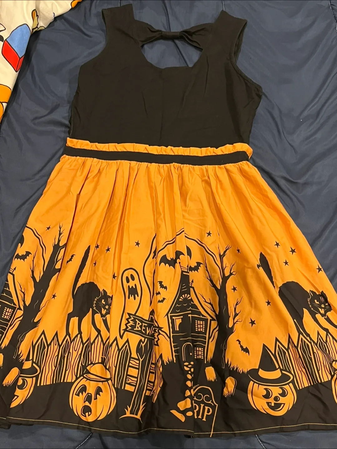 Sourpuss Halloween Dress Medium image indicator(2)