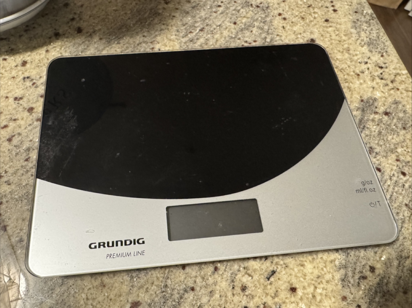 Digital kitchen scale