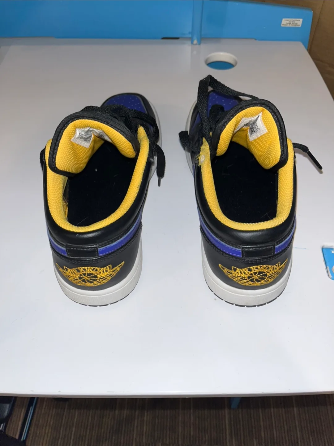 Jordan 1 Low Sneakers 41 (8) image indicator(2)