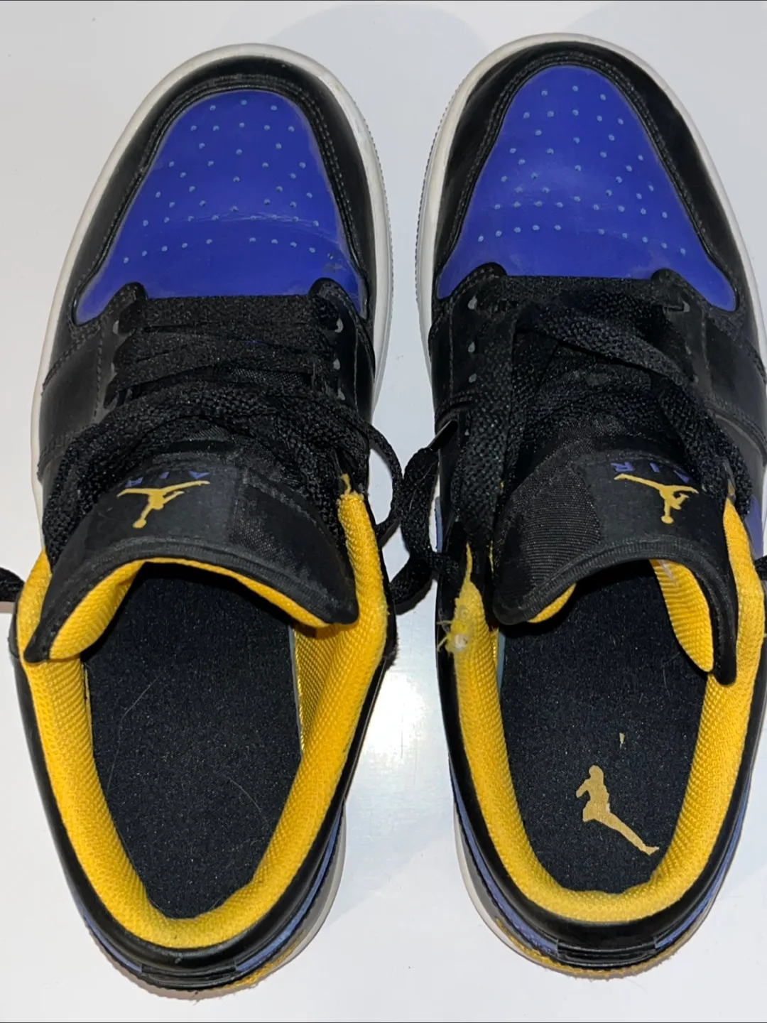 Jordan 1 Low Sneakers 41 (8) image indicator(3)