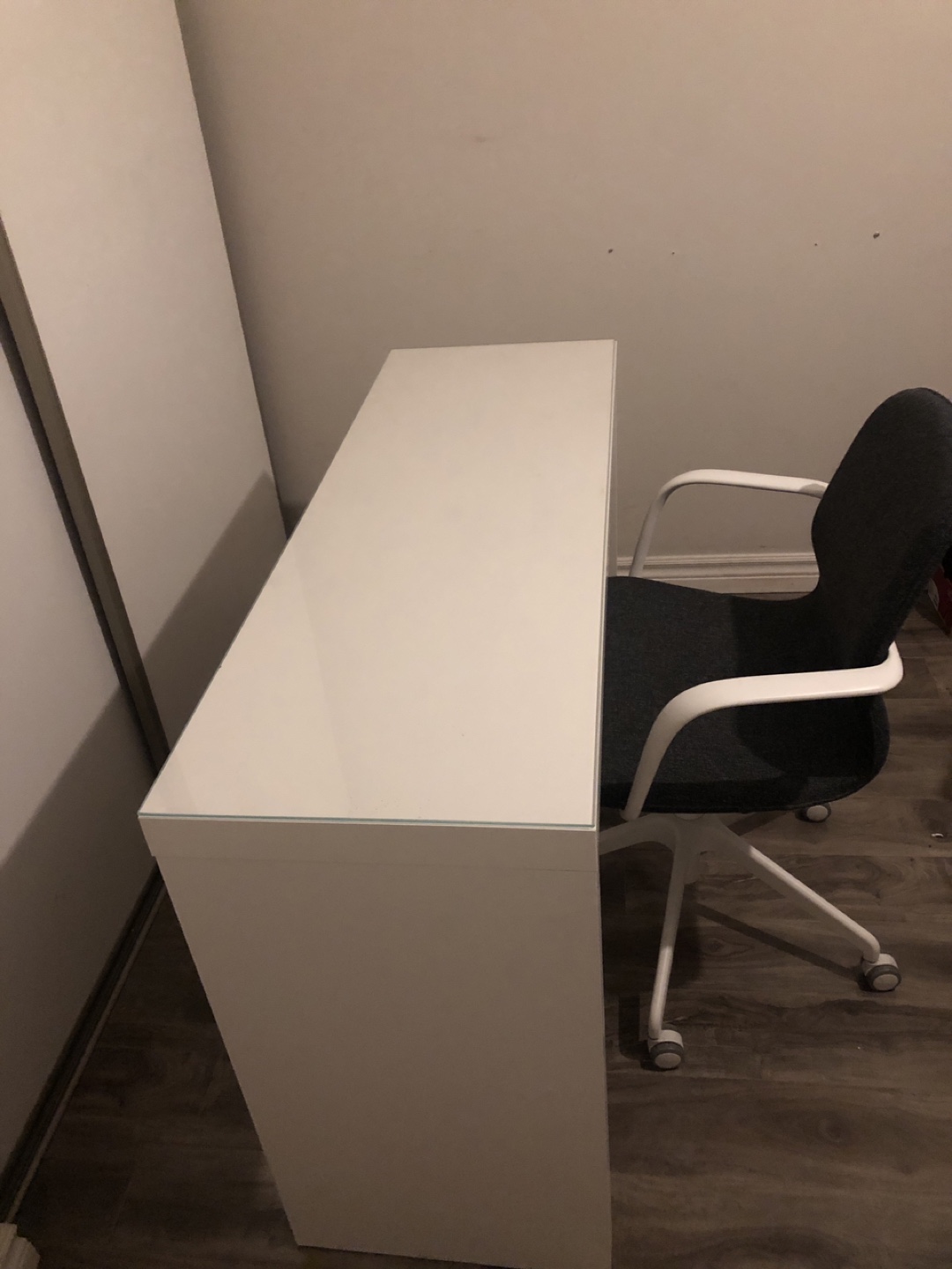 White desk with drawer - photo 3