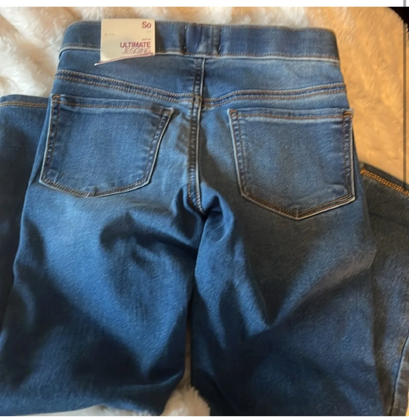 NWT So Ultimate Jeggings Jeans - Size 10 image indicator(2)