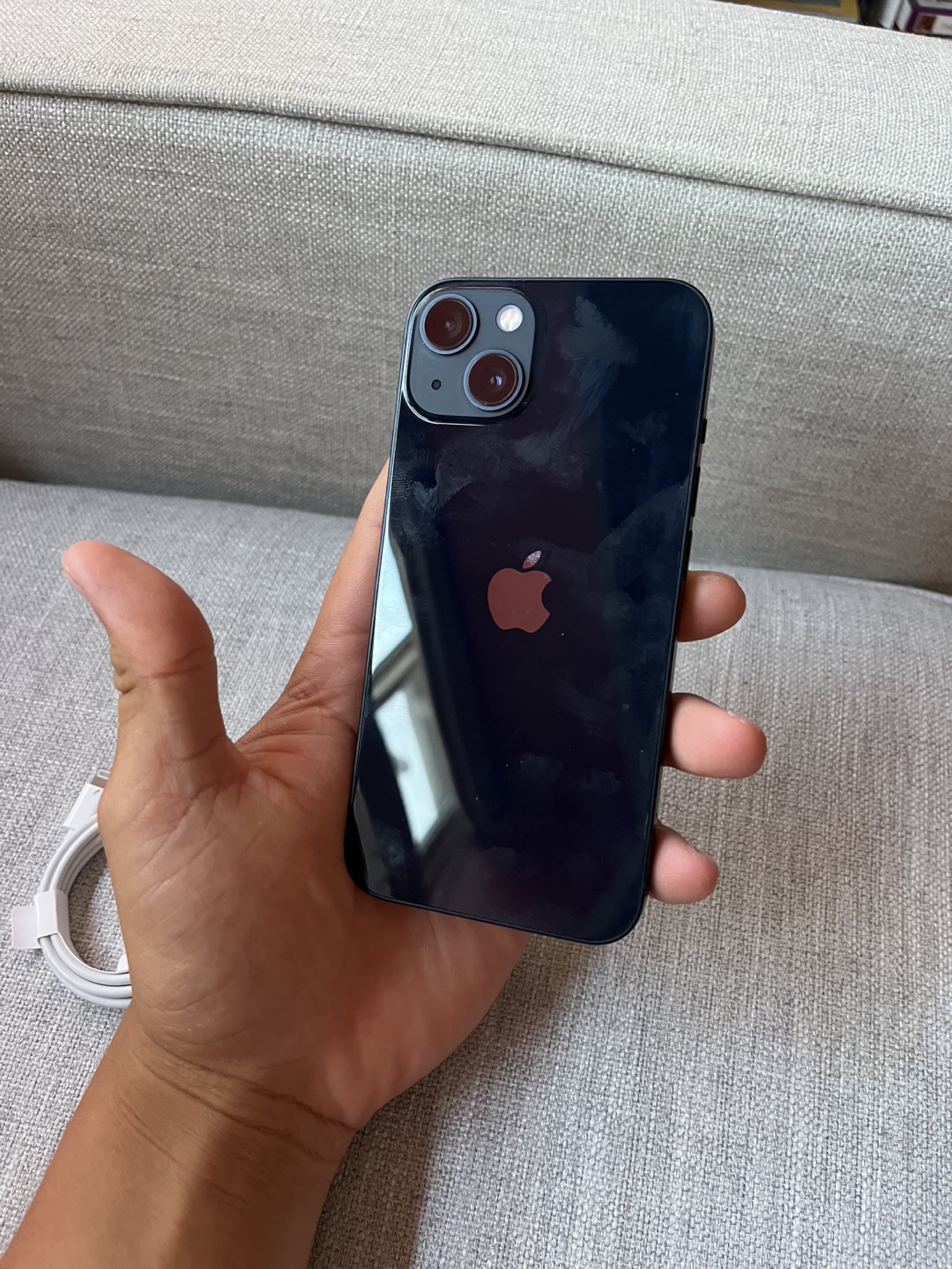 iPhone 13 - 256GB - Like New - photo 2