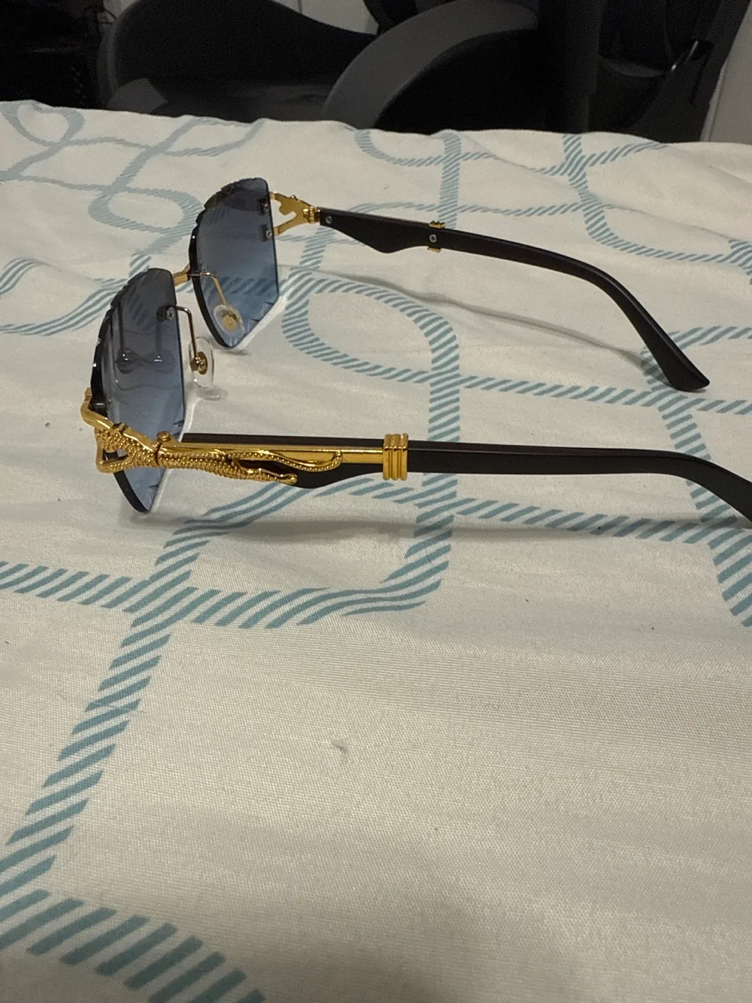 Luxury rimless Sunglasses image indicator(3)