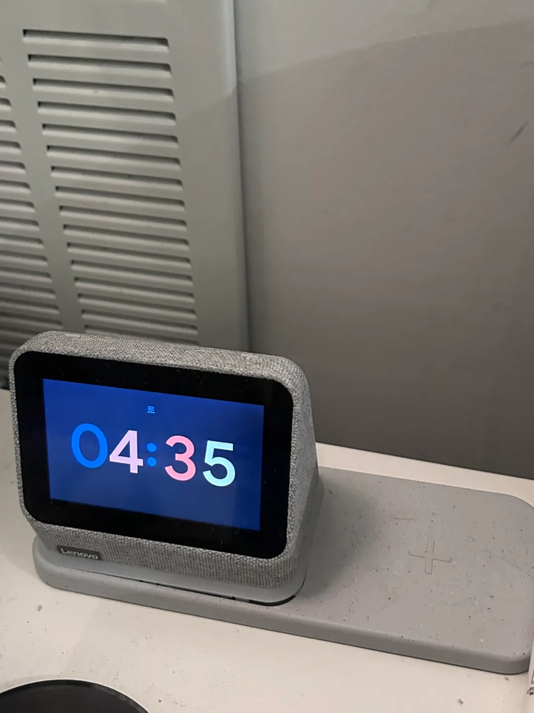 Lenovo Smart Clock with Wireless Charger thumbnail
