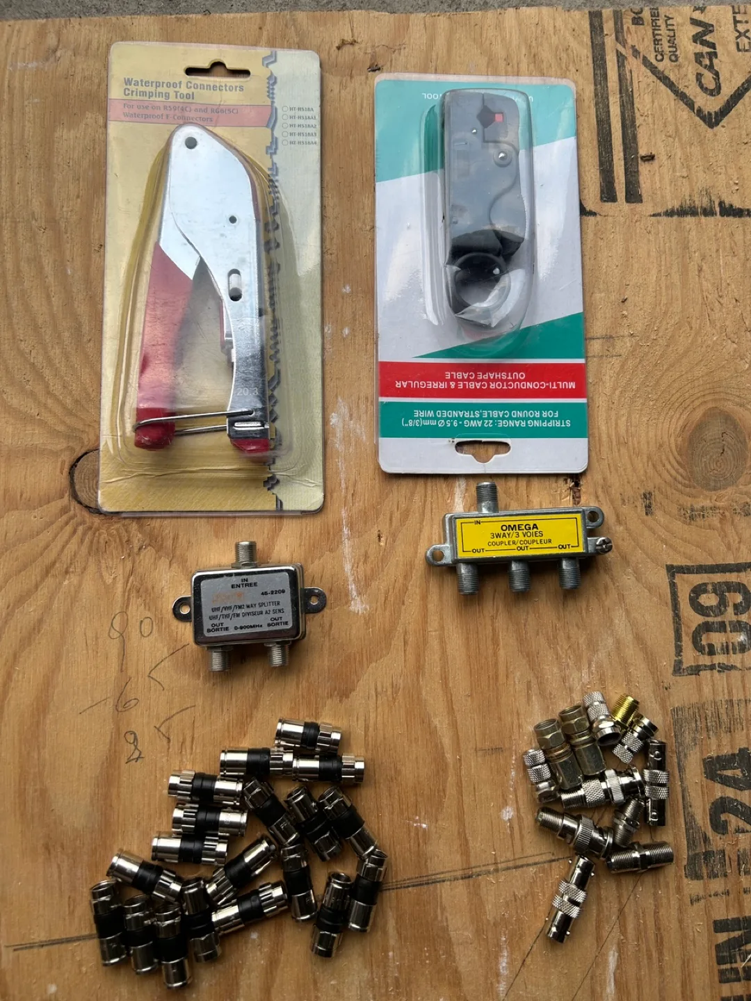 RG6 130 feet coaxial cable, crimper, cutter and connectors image indicator(2)