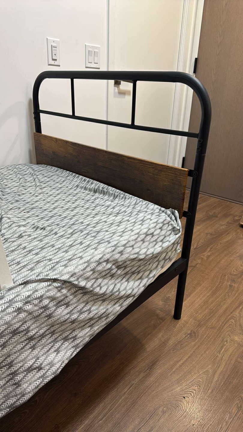Twin Metal Platform Bed Frame with Wooden Headboard - photo 3