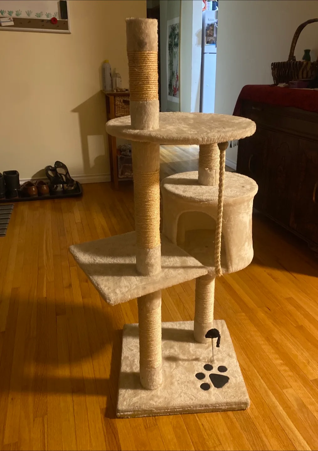 Cat Tree - For Your Feline Friend image indicator(2)