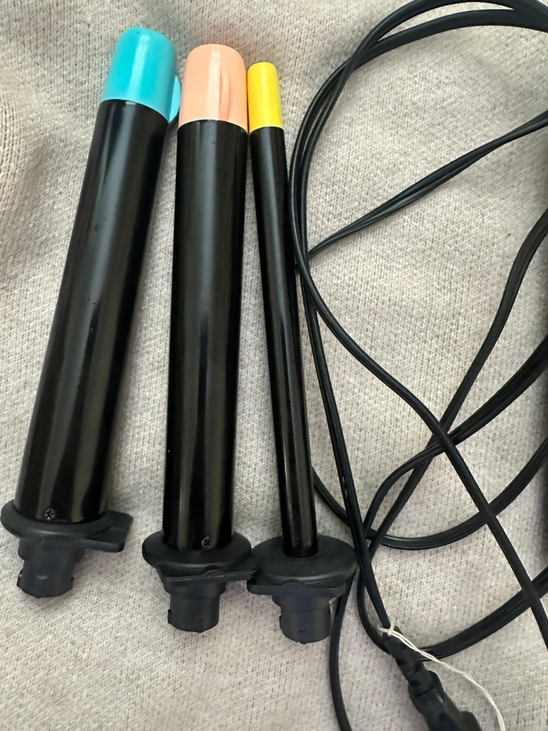 Conair 3 in 1 Ceramic Curling Wand (serious inquiries only) image indicator(3)