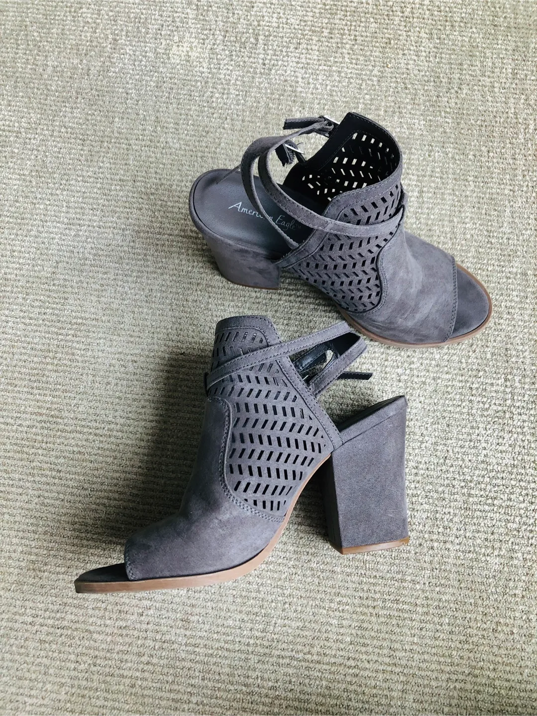American Eagle Grey Cutout Heels thumbnail
