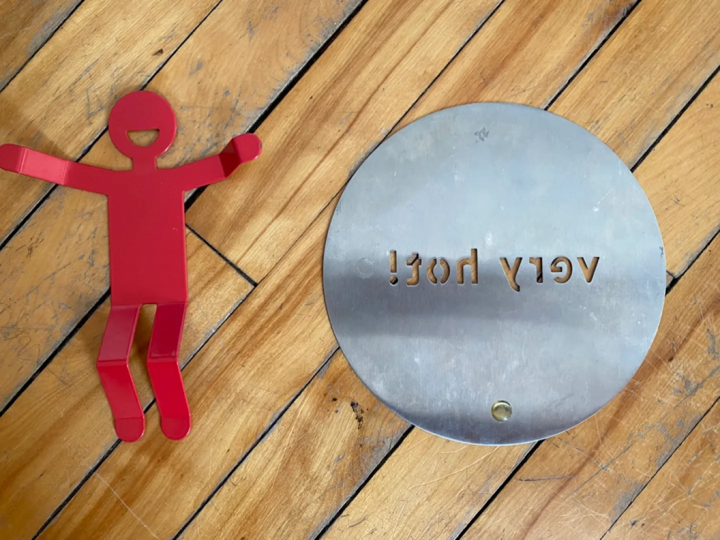 Red Figure and 'Very Hot!' Trivet image indicator(2)