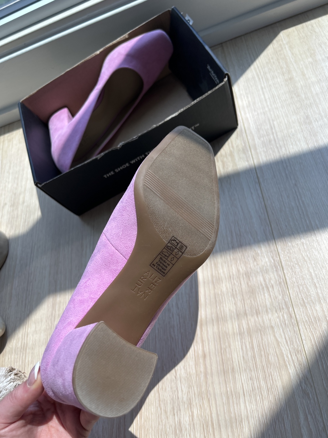 Naturalizer Rose Heels, Size 9 - photo 3