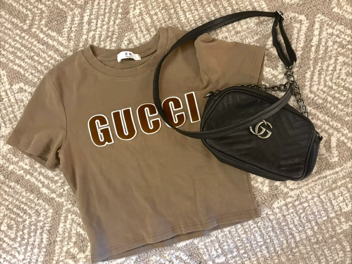 It's a Guuccii Summer thumbnail