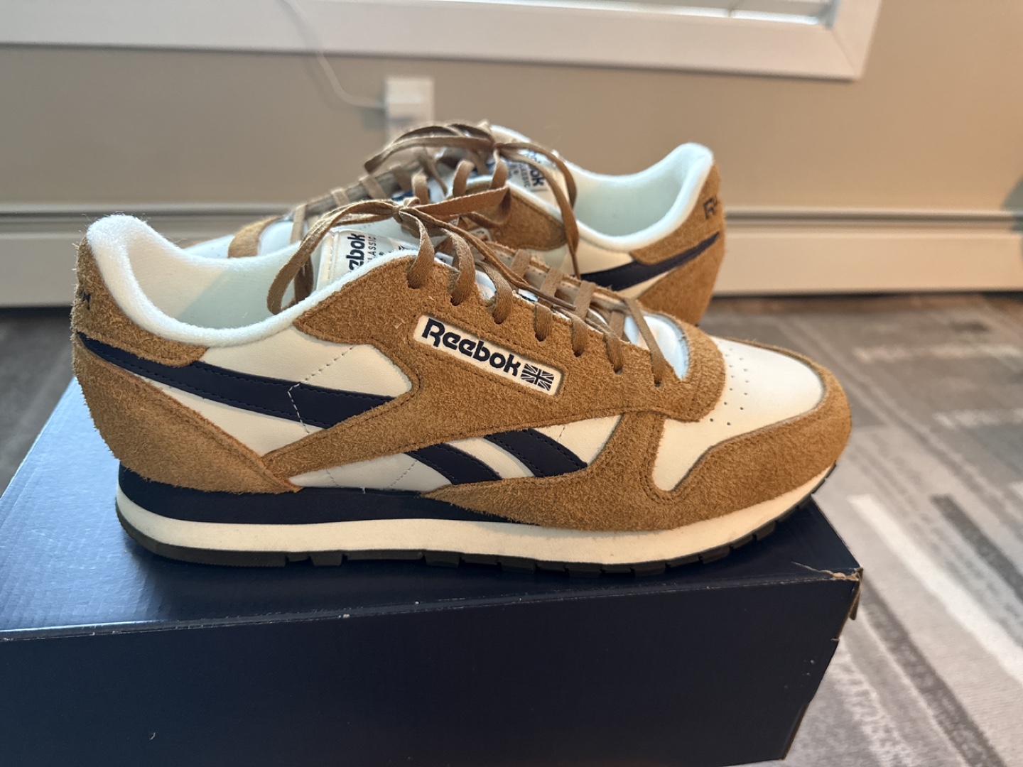 Reebok Classic Leather Sneakers - photo 2