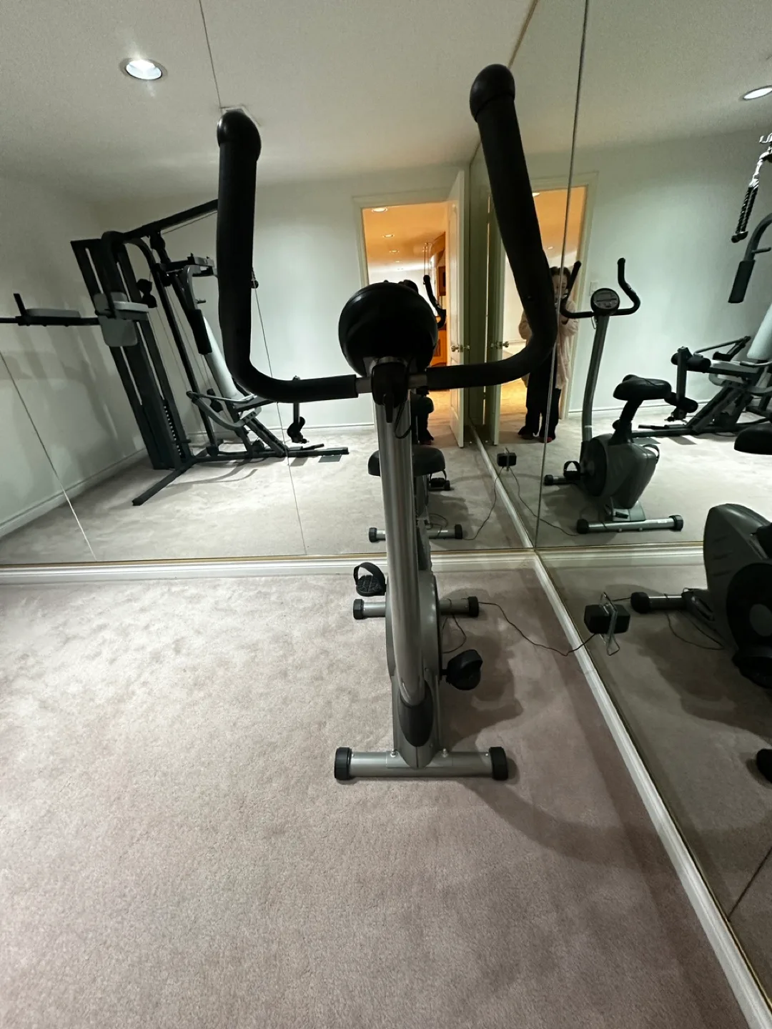 Workout Equipment Bundle image indicator(2)