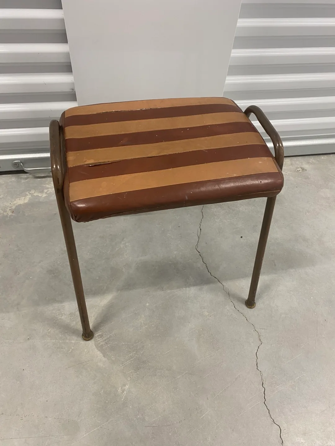 Vintage Striped Stool image indicator(3)