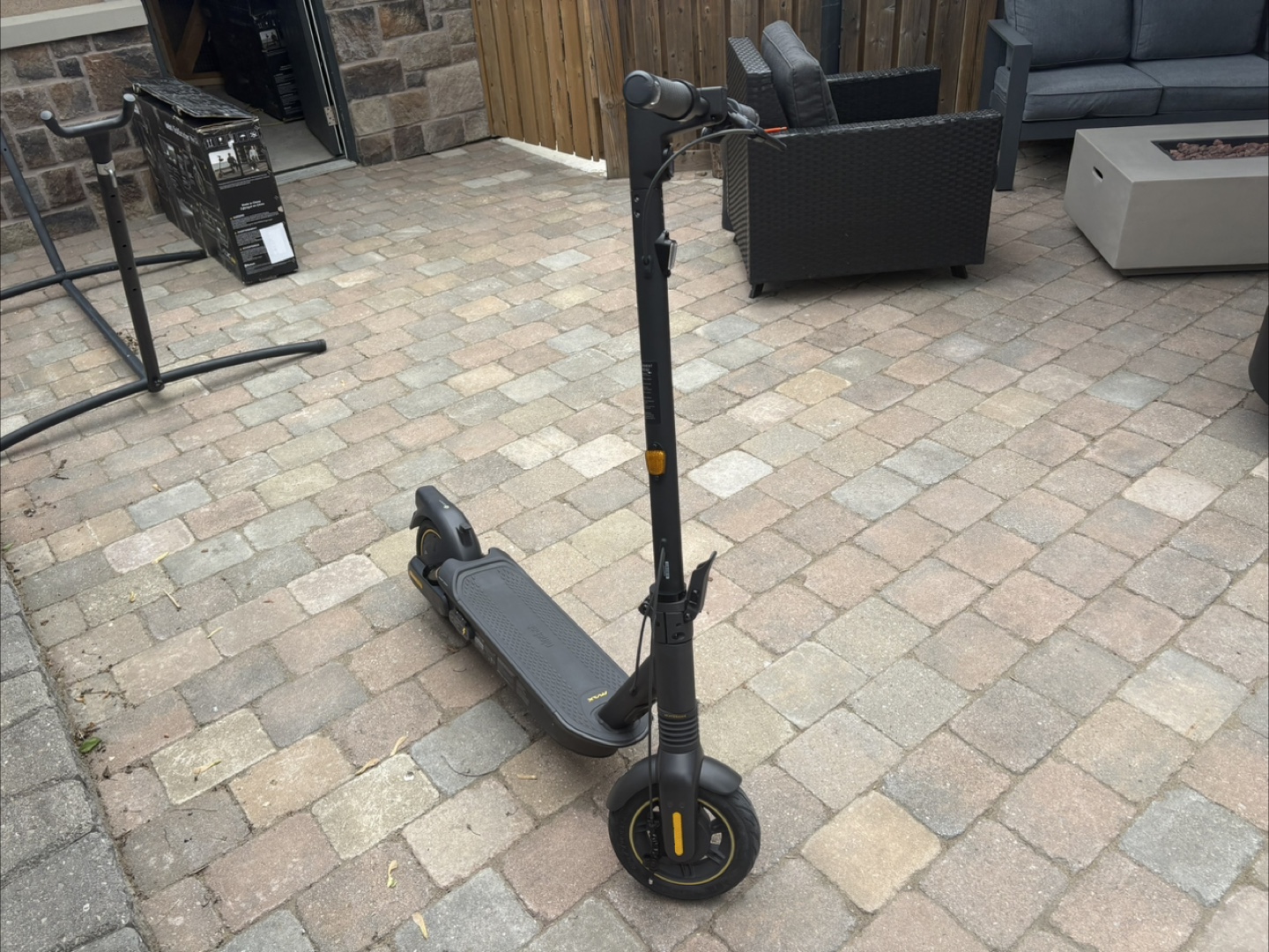 Segway Ninebot G2 Max electric scooter - photo 2