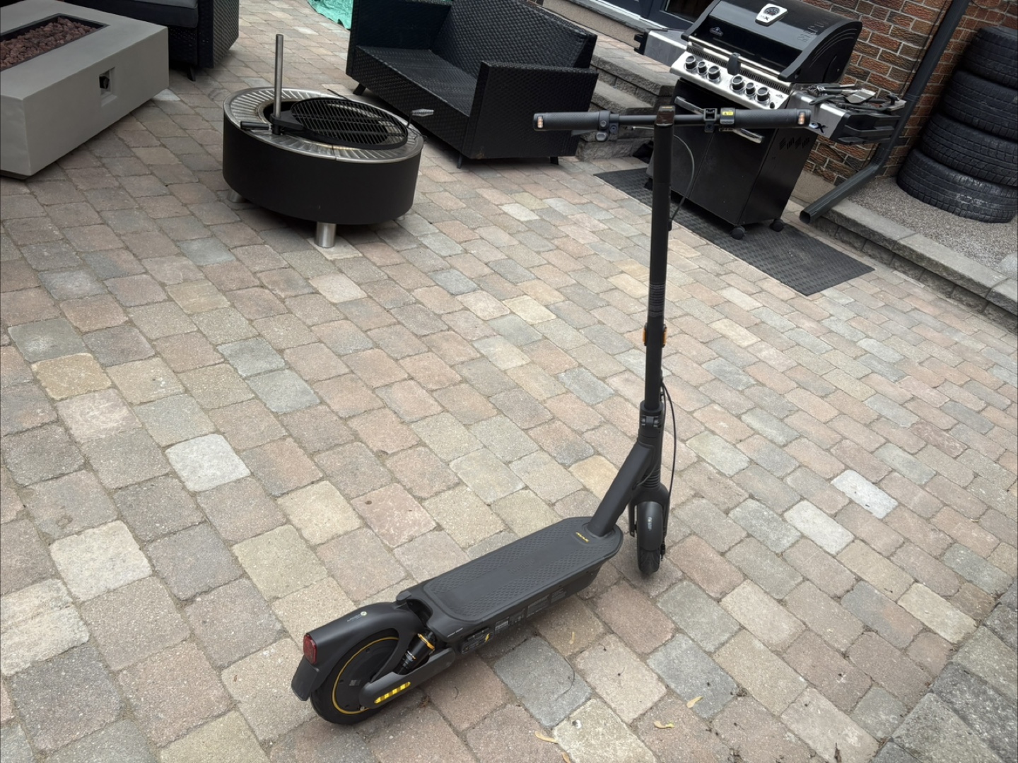 Segway Ninebot G2 Max electric scooter - photo 3