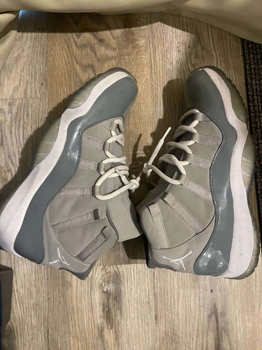 Air Jordan 11 Cool Grey Sneakers thumbnail