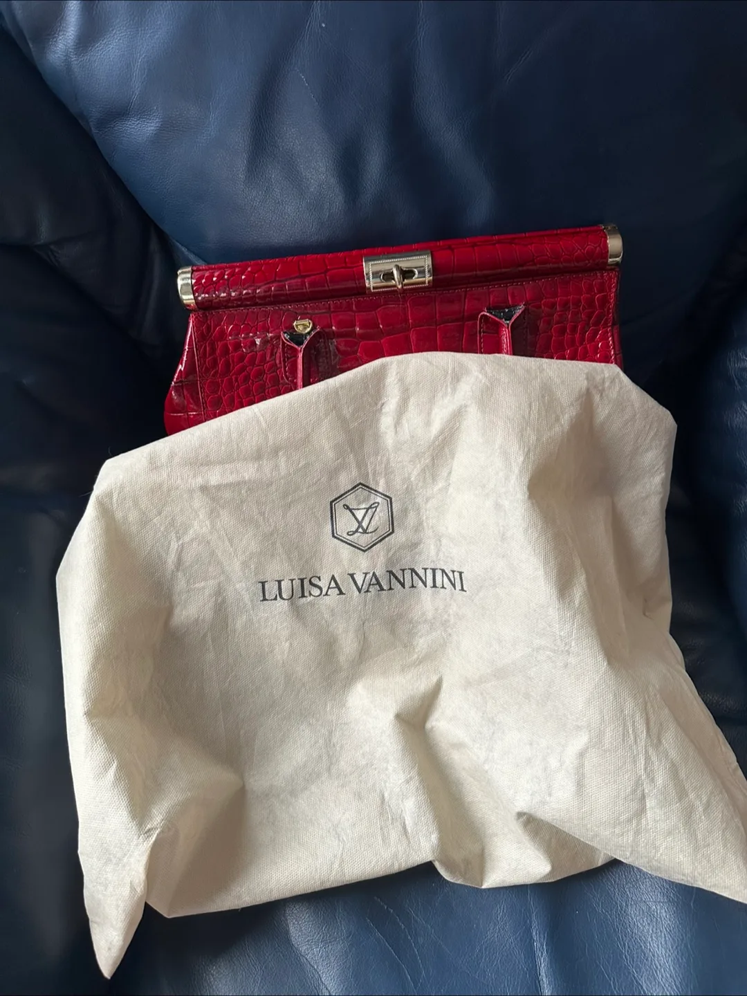 Luisa Vannini Red Leather Handbag thumbnail