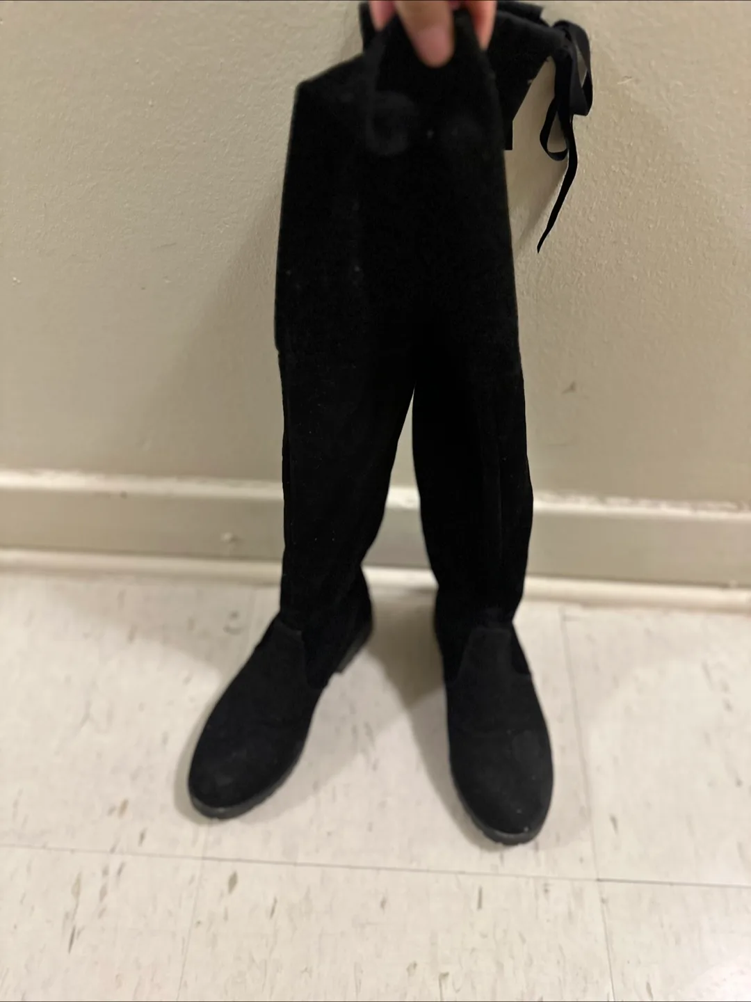 High knee boots thumbnail