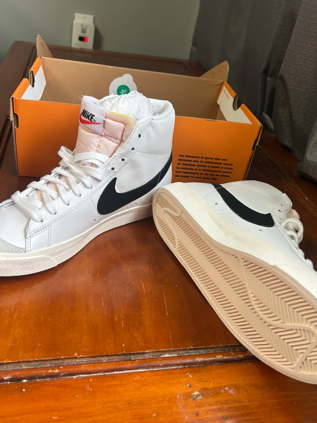 Nike Blazer '77 Mid Vintage - Size 8 BRAND NEW image indicator(3)