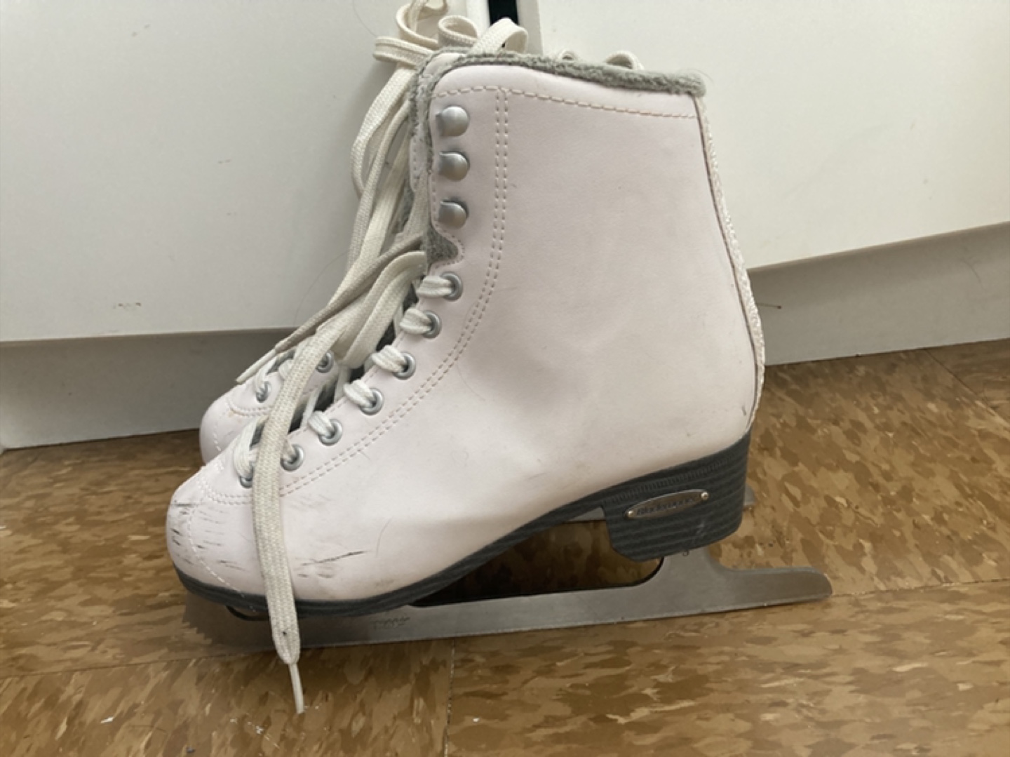 Blade Runner Ice Skates - photo 2