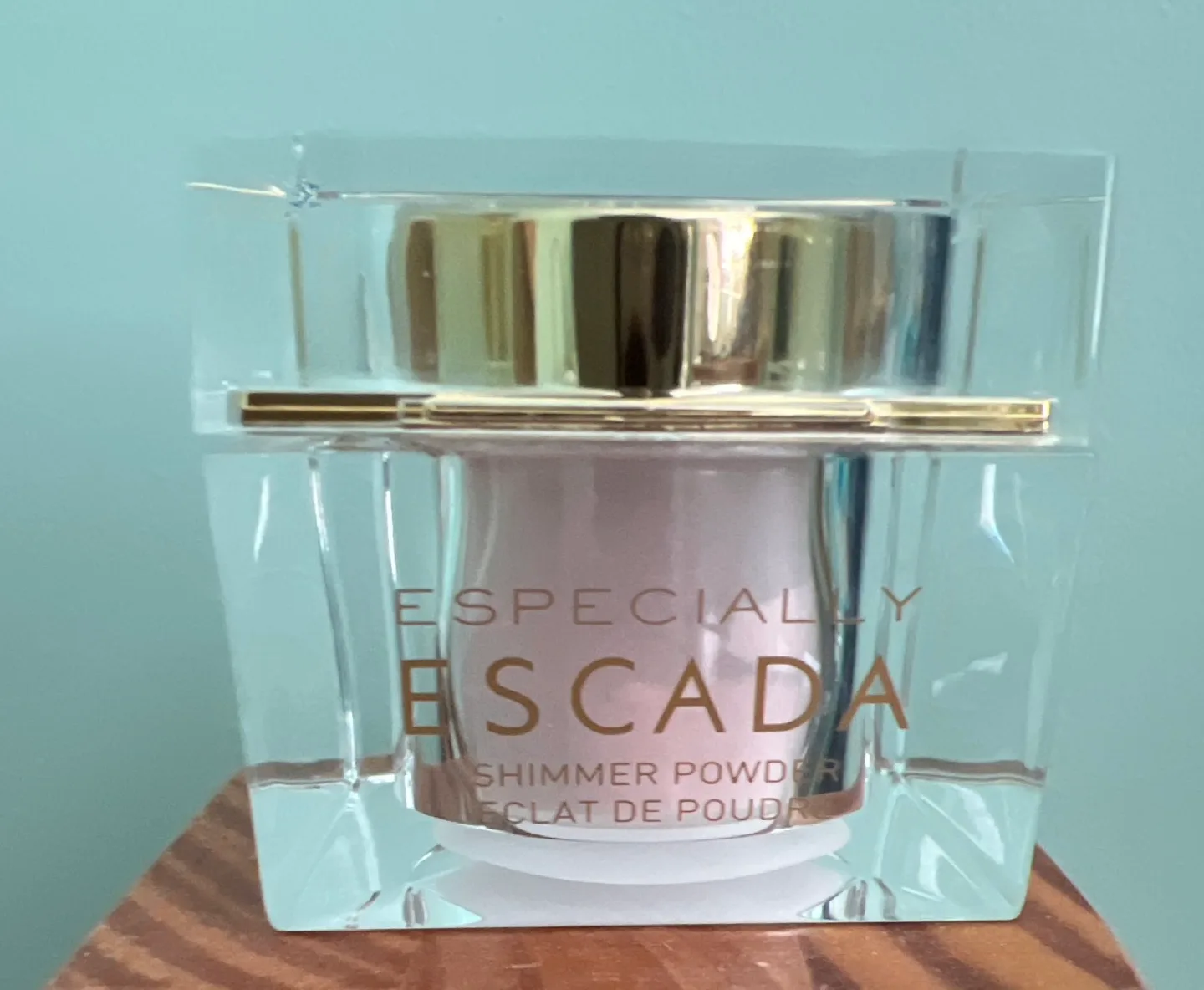 Escada Shimmer Powder thumbnail