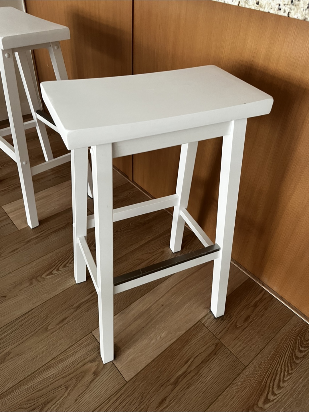 White wooden Kitchen/Bar Stools - photo 2