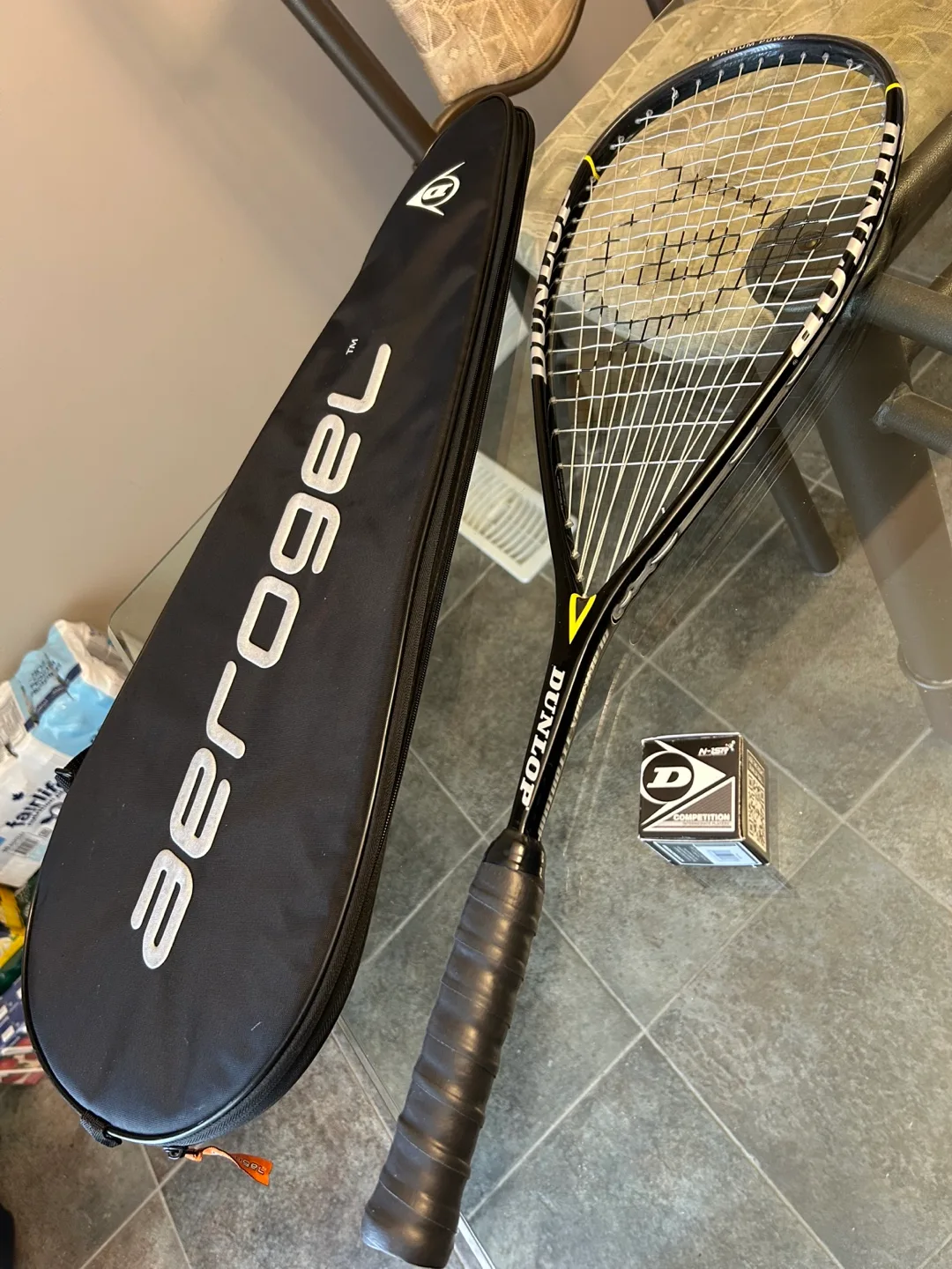 DUNLOP BlackMax Ti. 110 Squash Racket image indicator(2)