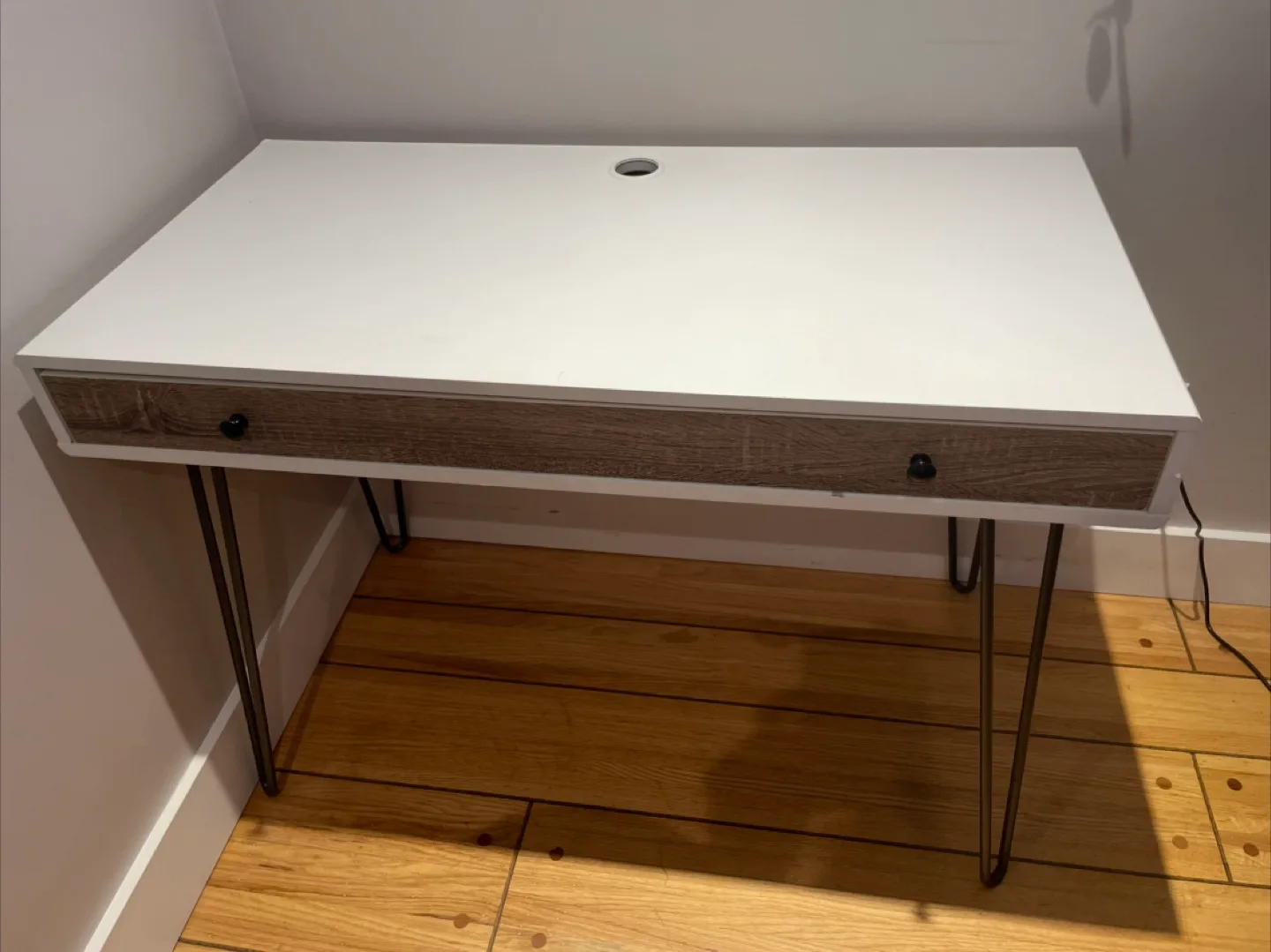 Modern Office Desk with Drawer and Hairpin Legs image indicator(3)