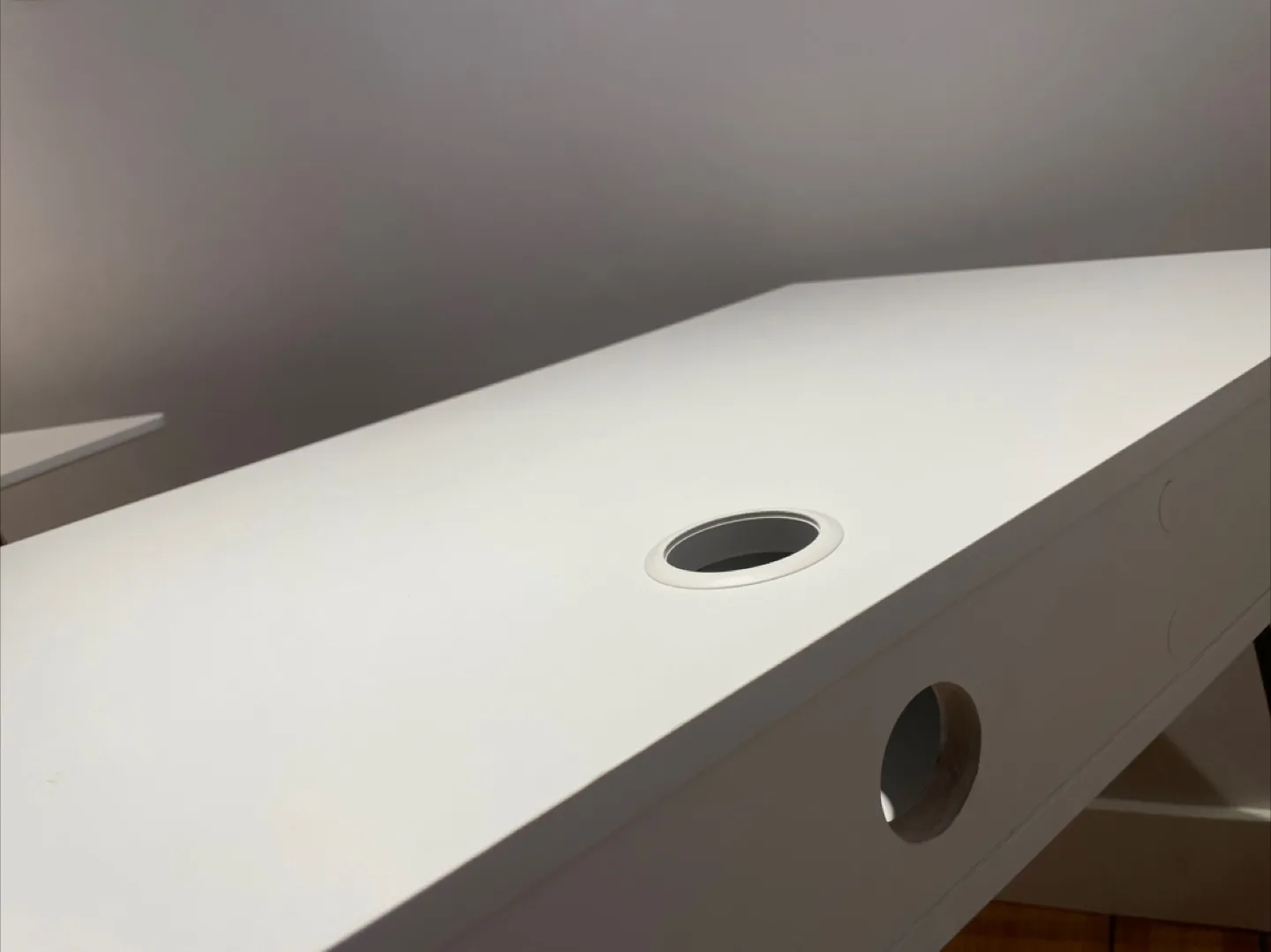 Modern Office Desk with Drawer and Hairpin Legs image indicator(4)