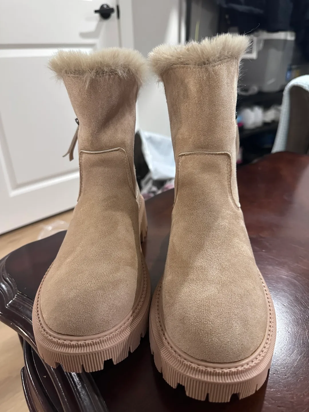 Cozy Winter Boots thumbnail