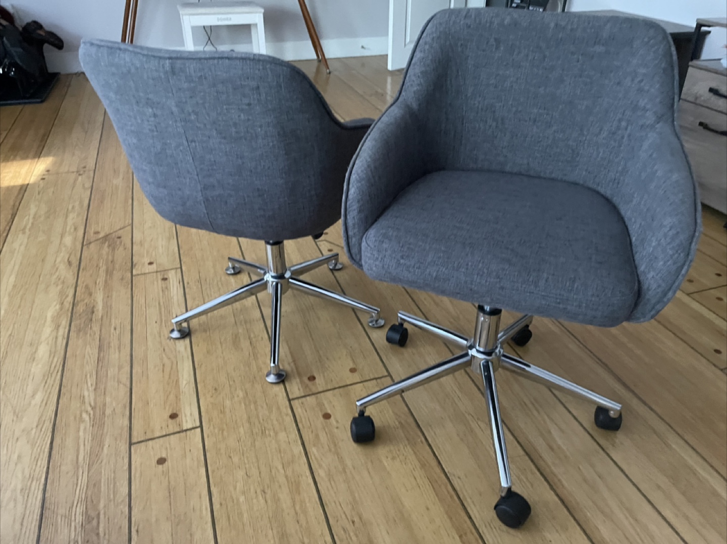 2 x Stylish Office Chairs