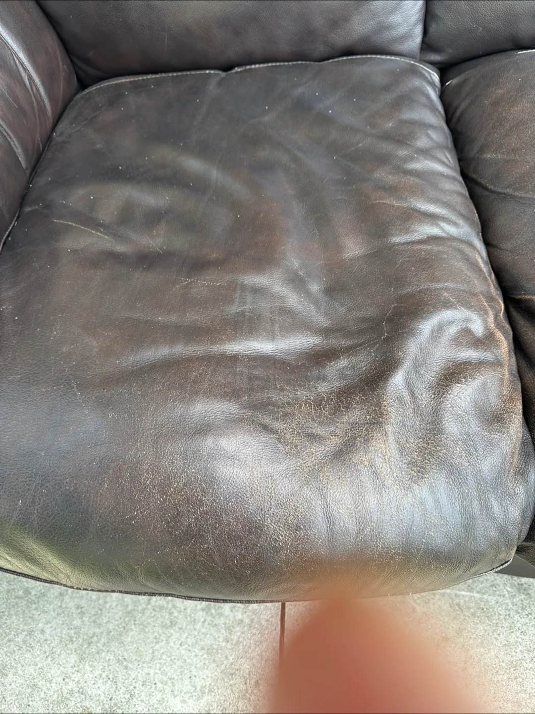 Brown Leather Sofa image indicator(2)