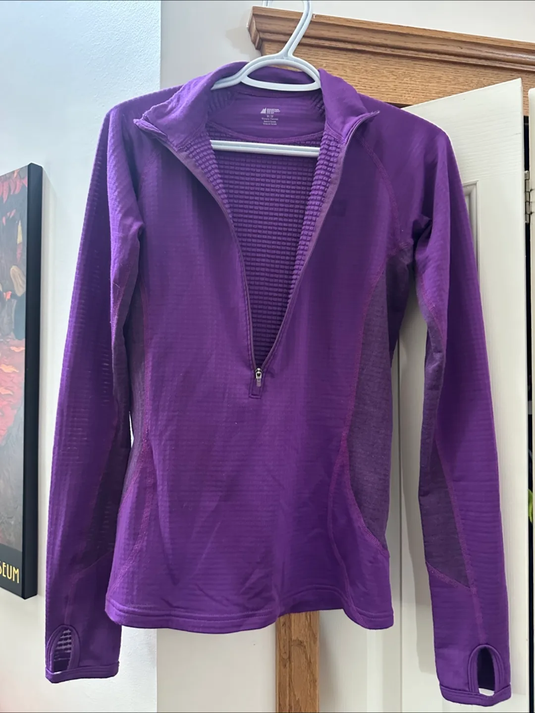 Purple Pullover with Thumbholes - M image indicator(2)