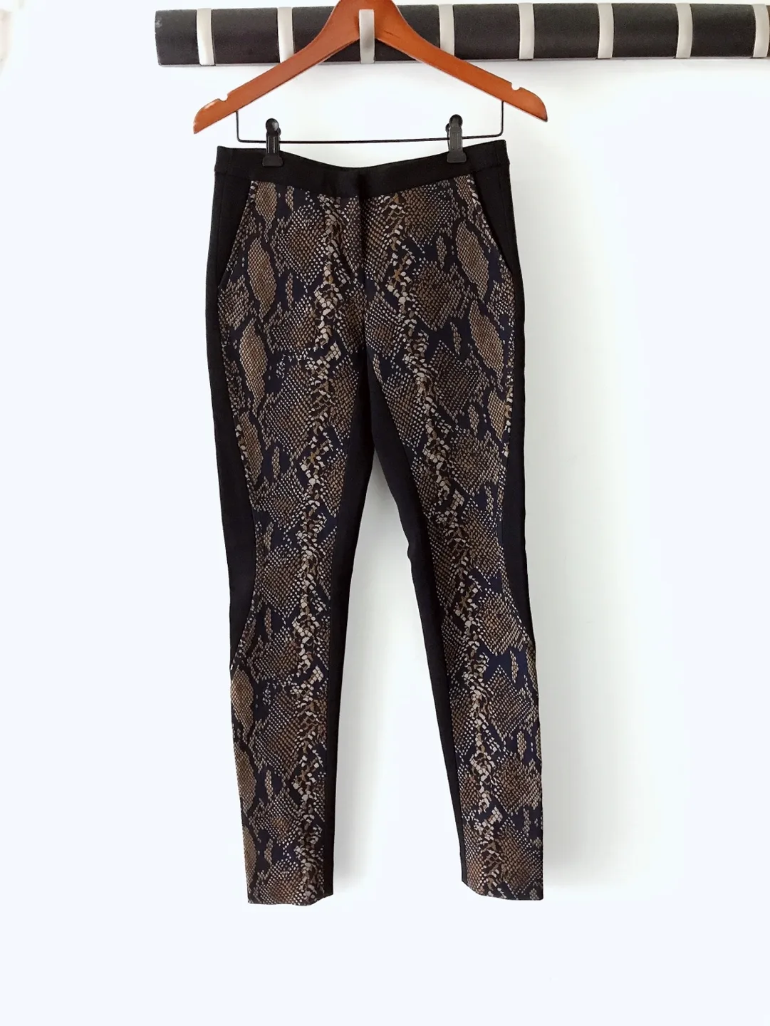 Diane Von Furstenberg Snake Print Pants 🥕 thumbnail