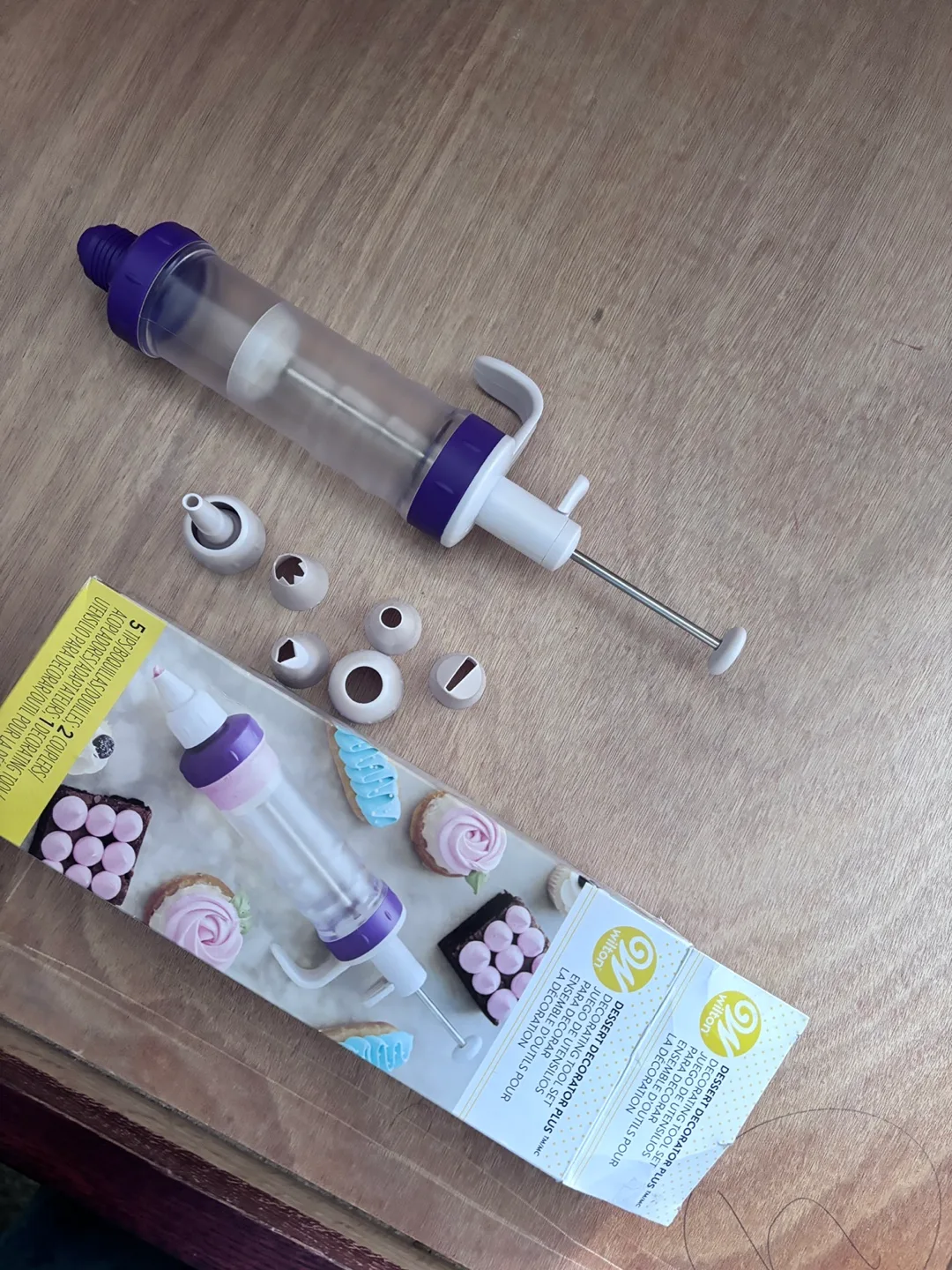Cake Decorating Kit thumbnail