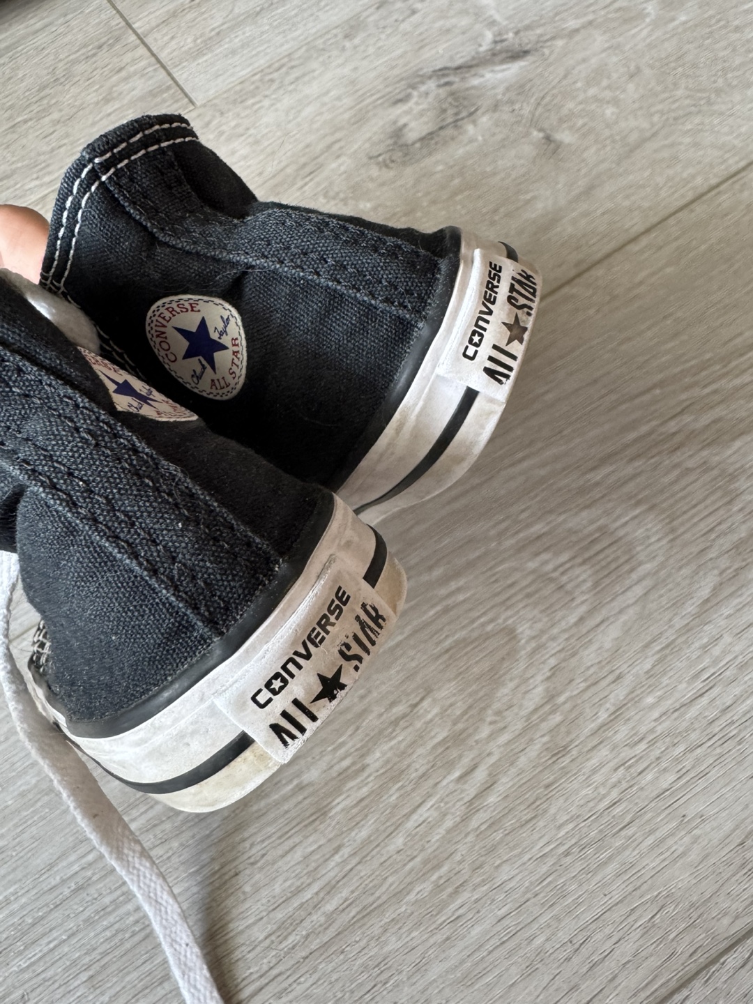 Black Converse toddler size 4 - photo 4