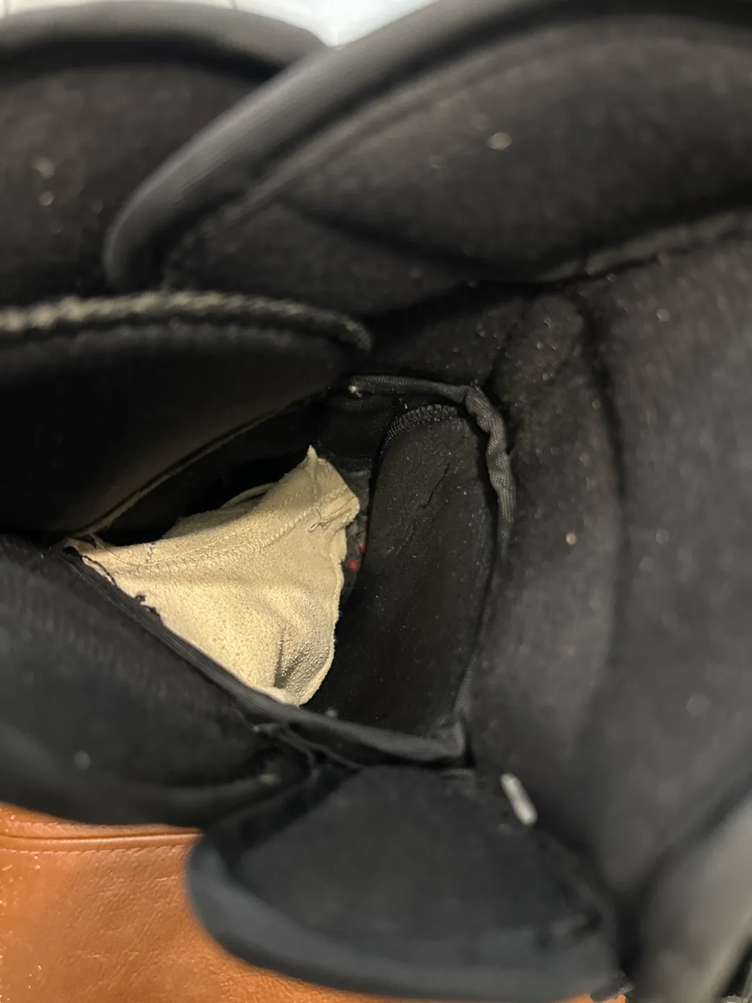 Hespeler Hockey Gloves image indicator(3)