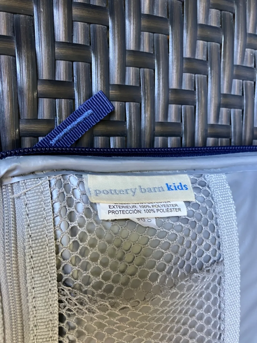 Pottery Barn Kids Lunch Bag image indicator(2)