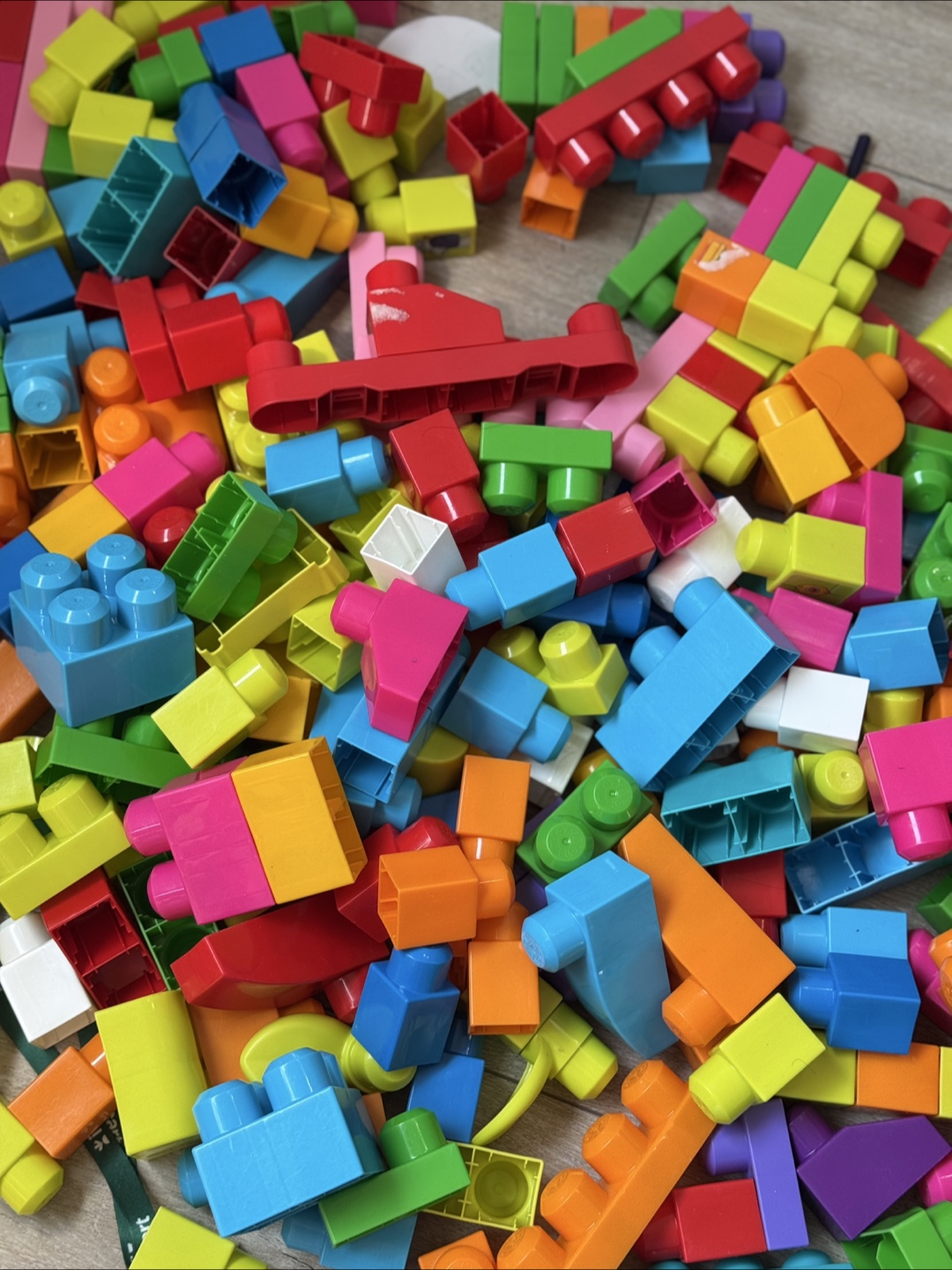Large colourful building blocks - photo 2