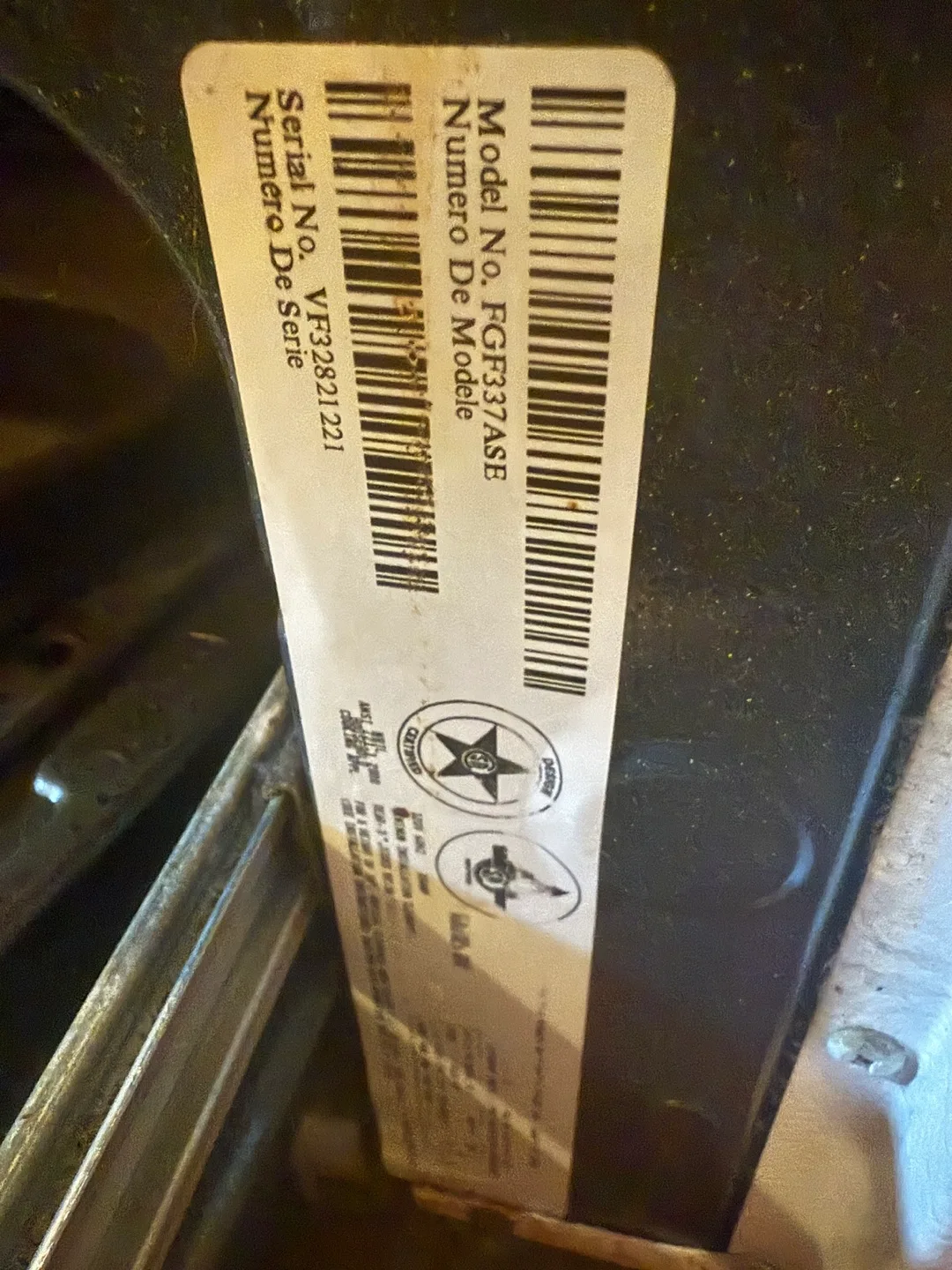 Working, Clean, Gas Kitchen Range ready for new home image indicator(2)